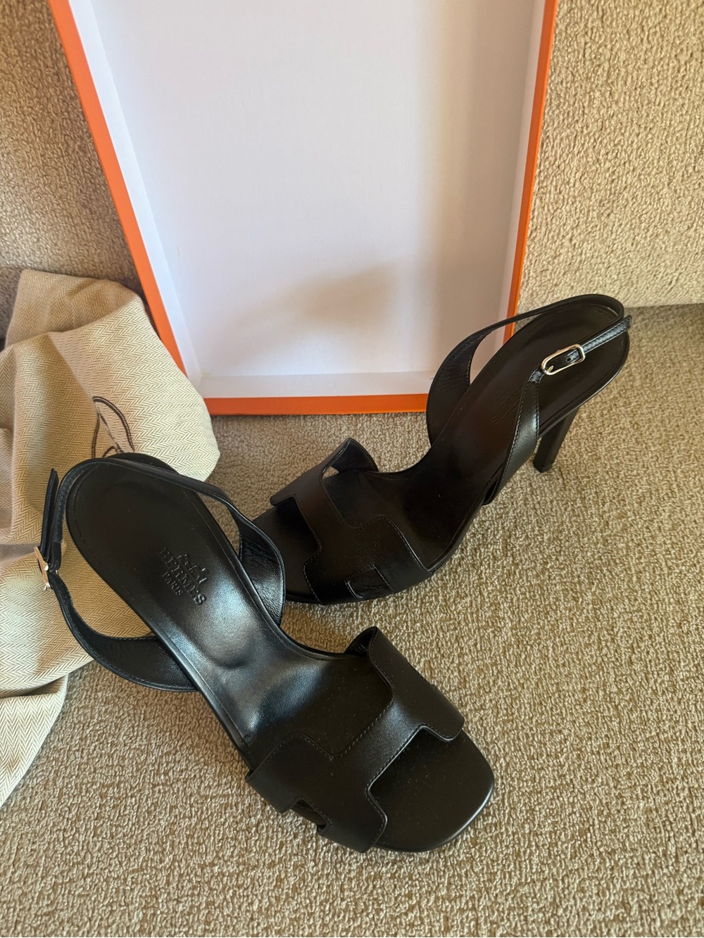 Hermes Black Leather Stiletto Slingback Heels - Picture 2 of 3
